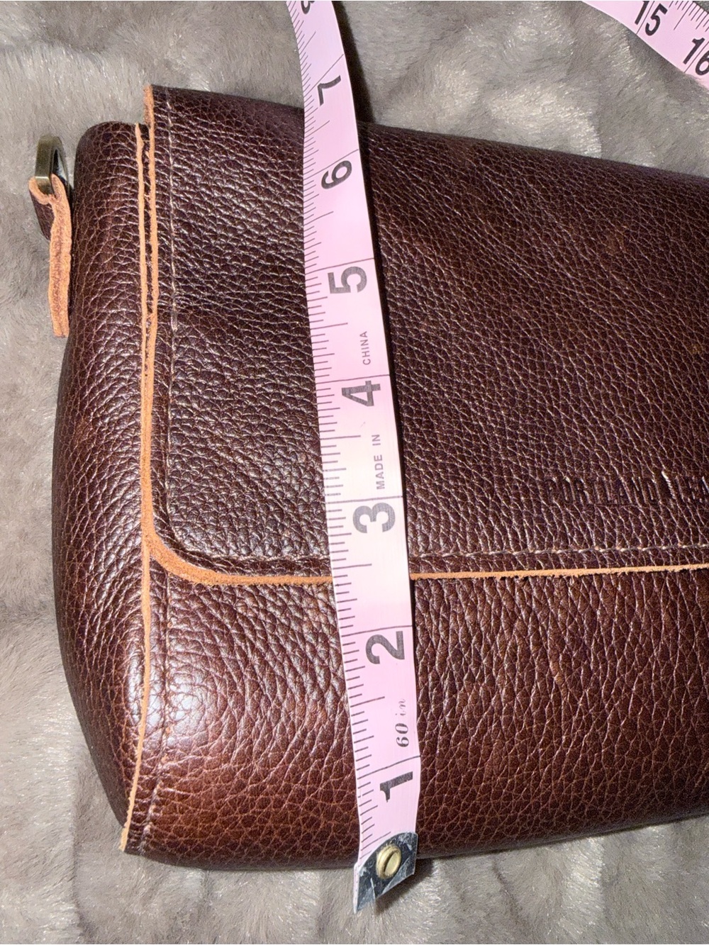 Portland Leather Cold brew Leather Crossbody Bag - Picture 10 of 10